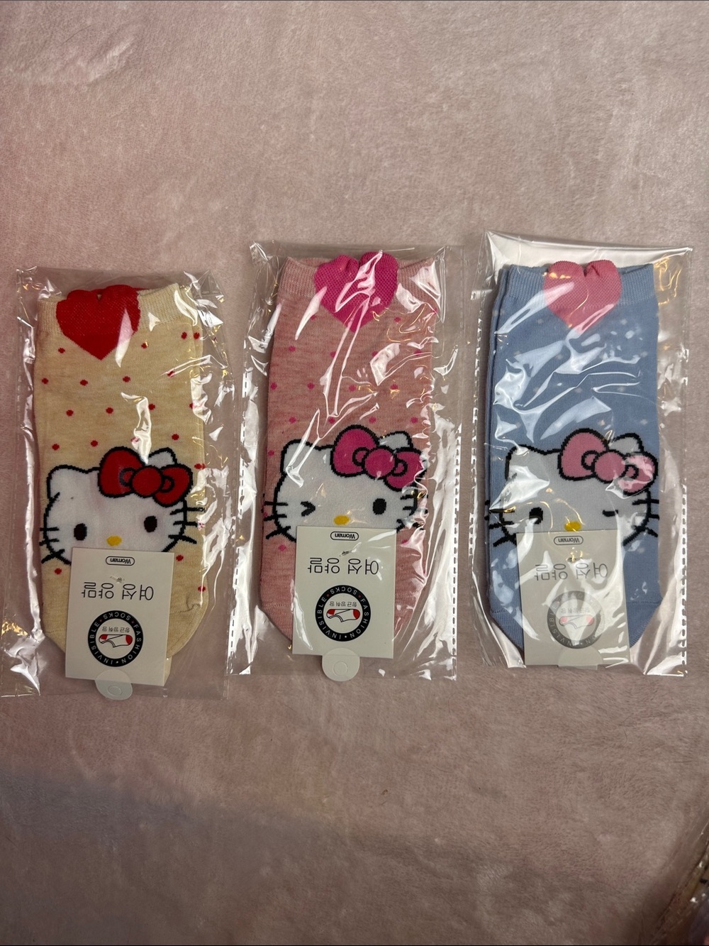 Sanrio Hello Kitty Heart Character Ankle No-Show Socks 3 Pair Pack One Size New